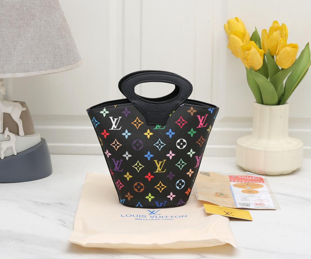 US$100 for 2 products-LV shoulder handbag