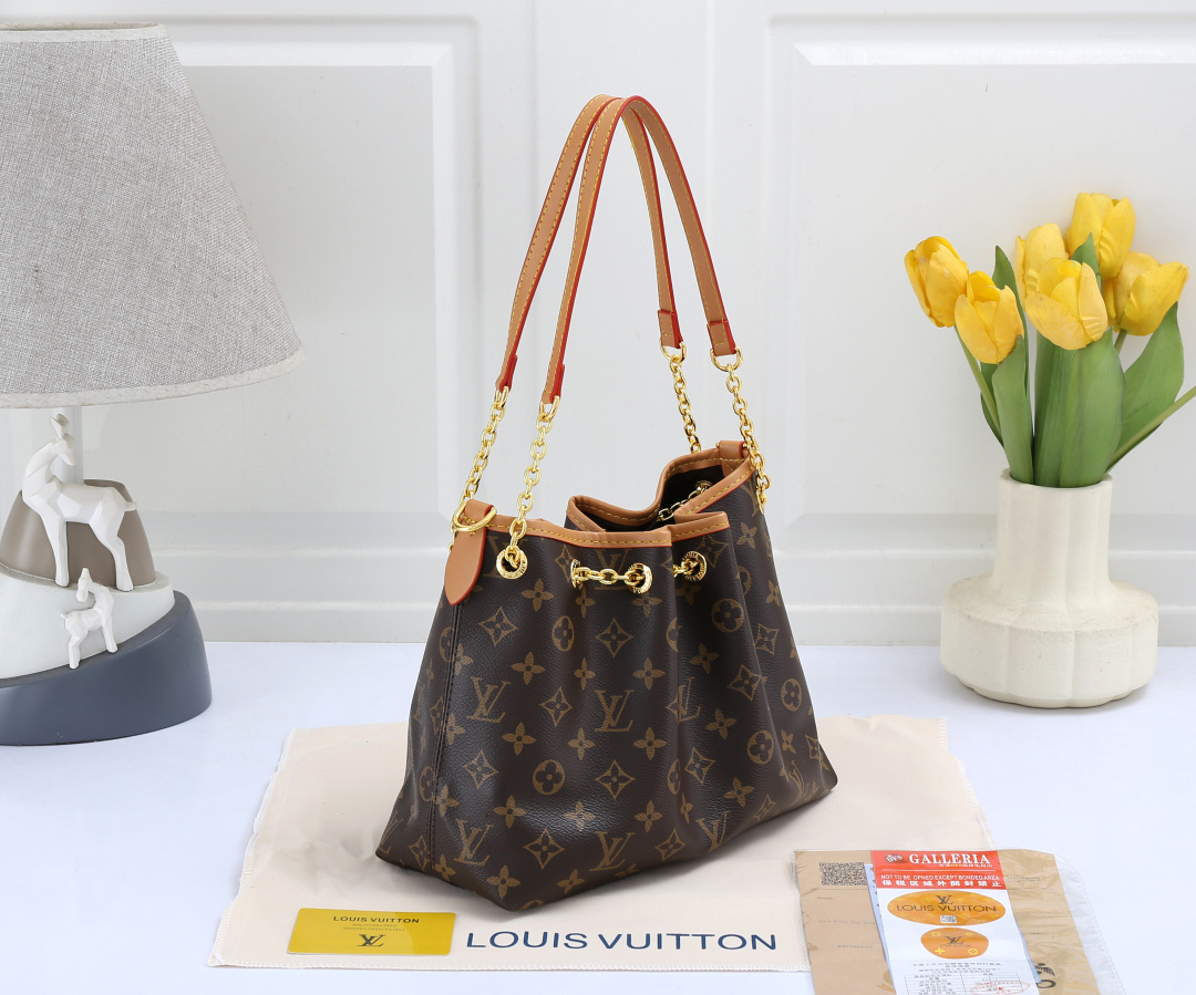 US$100 for 2 products-LV shoulder handbag