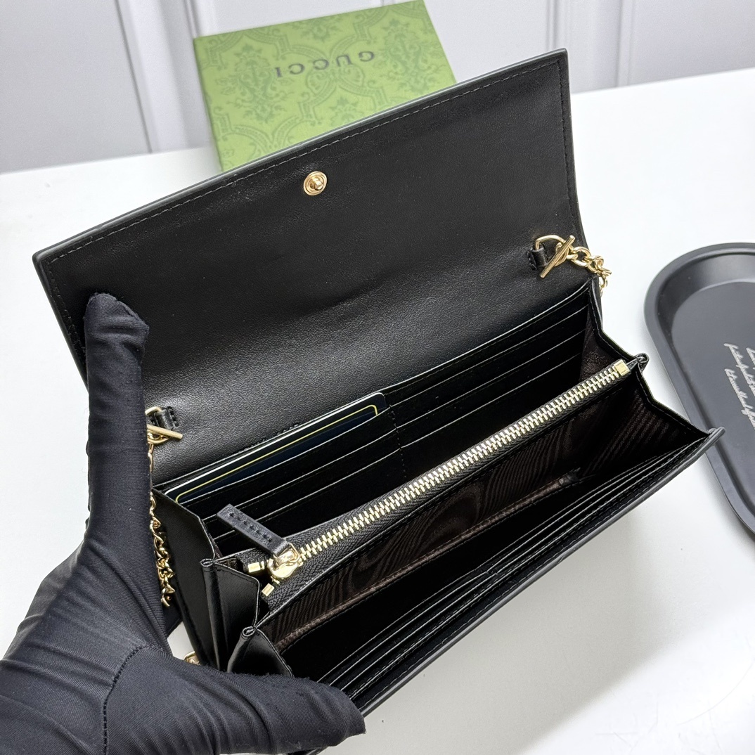 US$100 for 2 products-Gucci chain shoulder bag