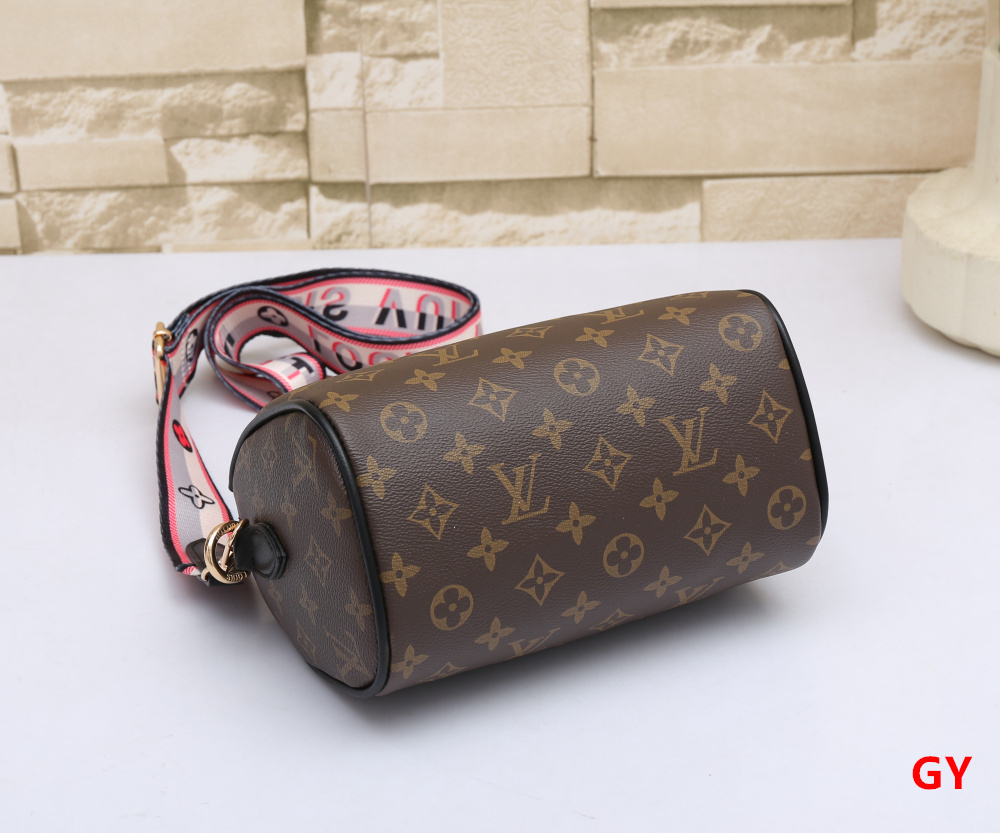 US$100 for 2 products-LV shoulder crossbody bag