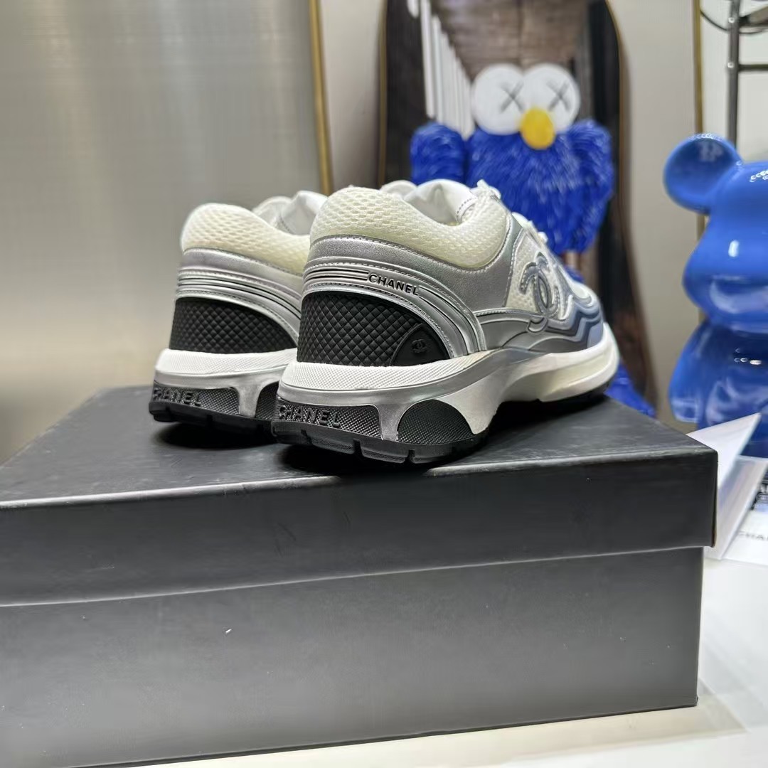 CHANEL Gold Horn King Silver Horn King classic sneakers
