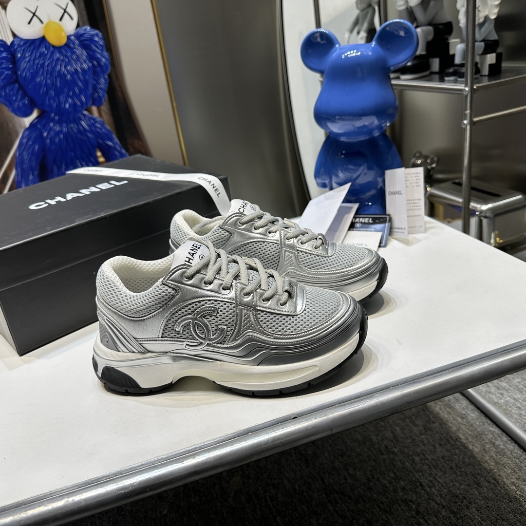 CHANEL Gold Horn King Silver Horn King classic sneakers