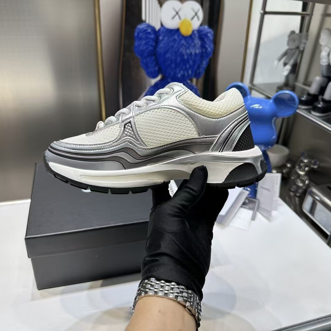 CHANEL Gold Horn King Silver Horn King classic sneakers