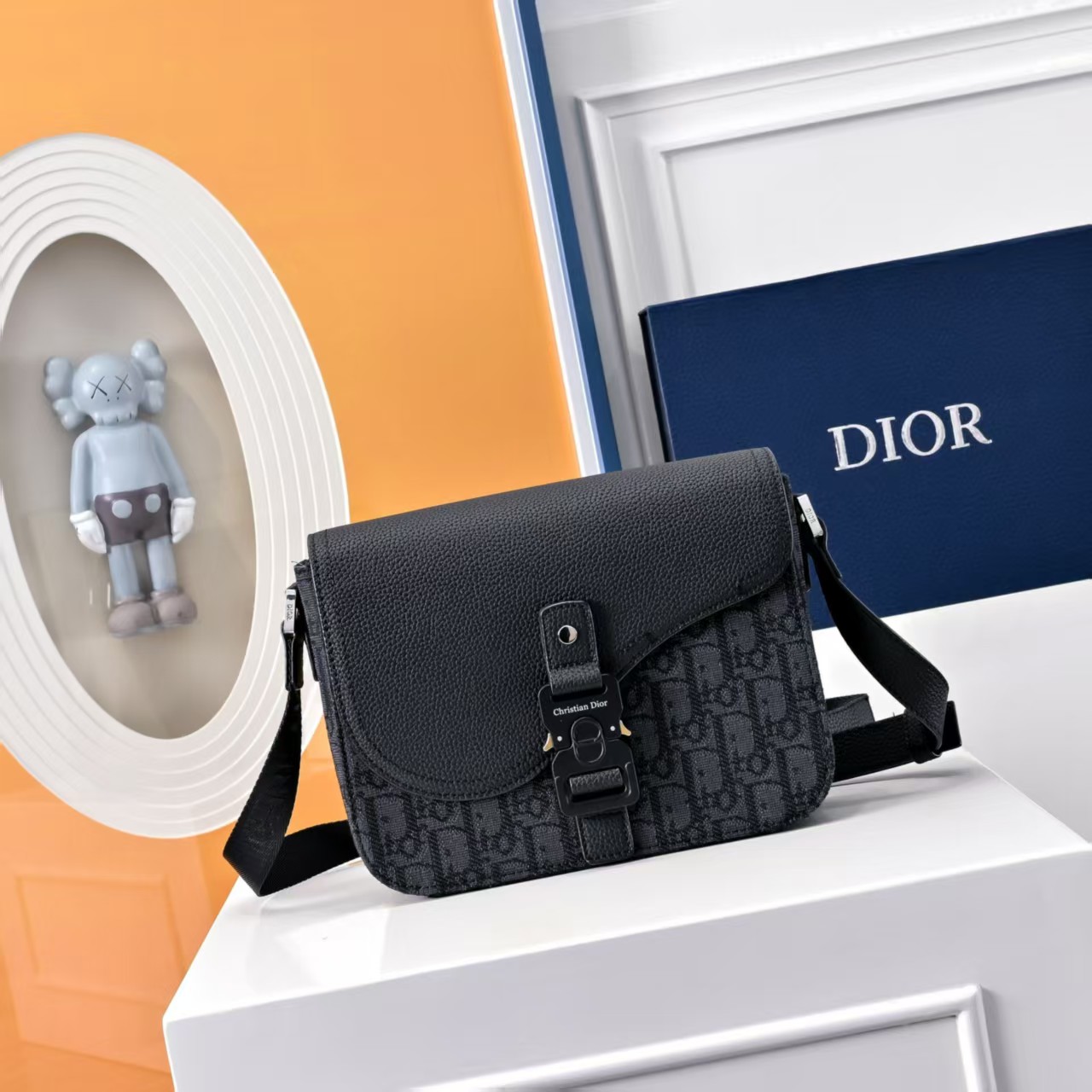 Dior Saddle Shoulder Strap Oblique Clutch Bag