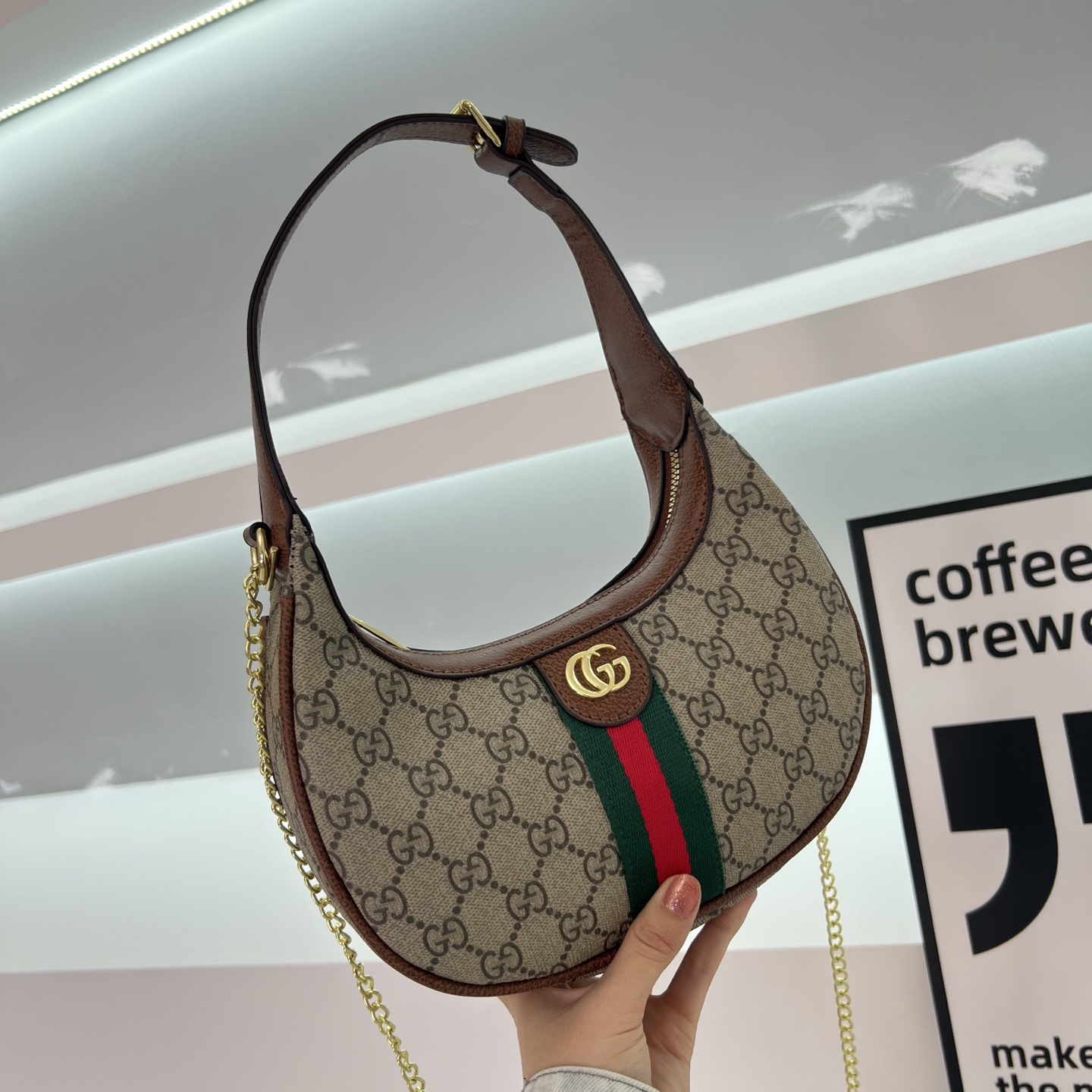 GUCCI single shoulder bag——8A