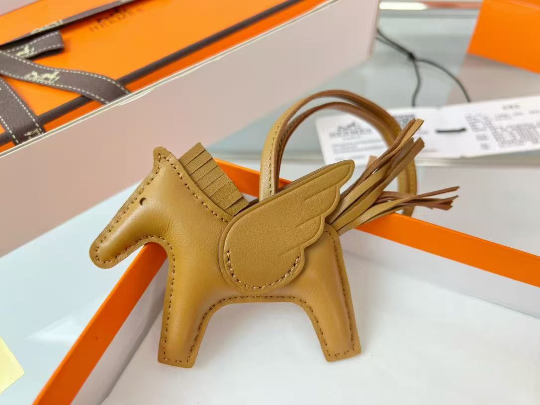 Hermès pony pendant