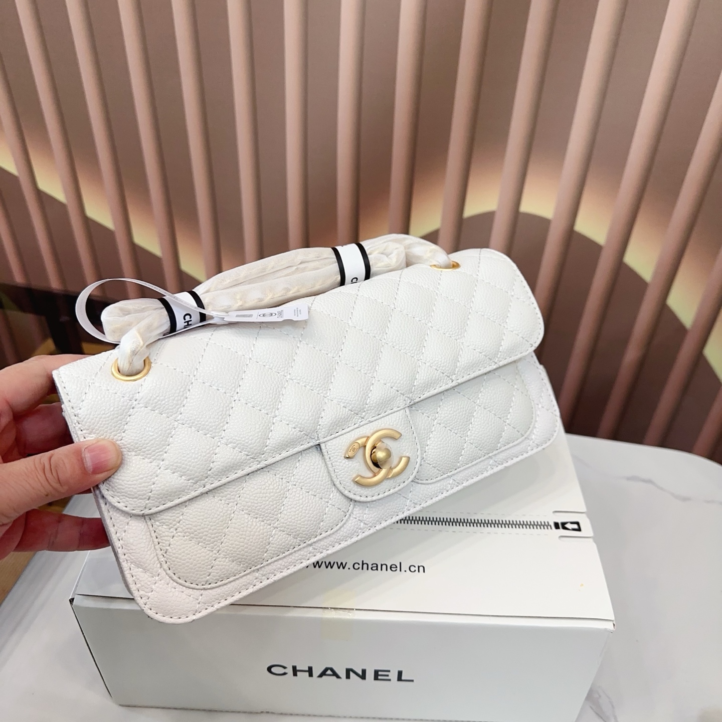 Chanel 25B Vintage Baguette Bag