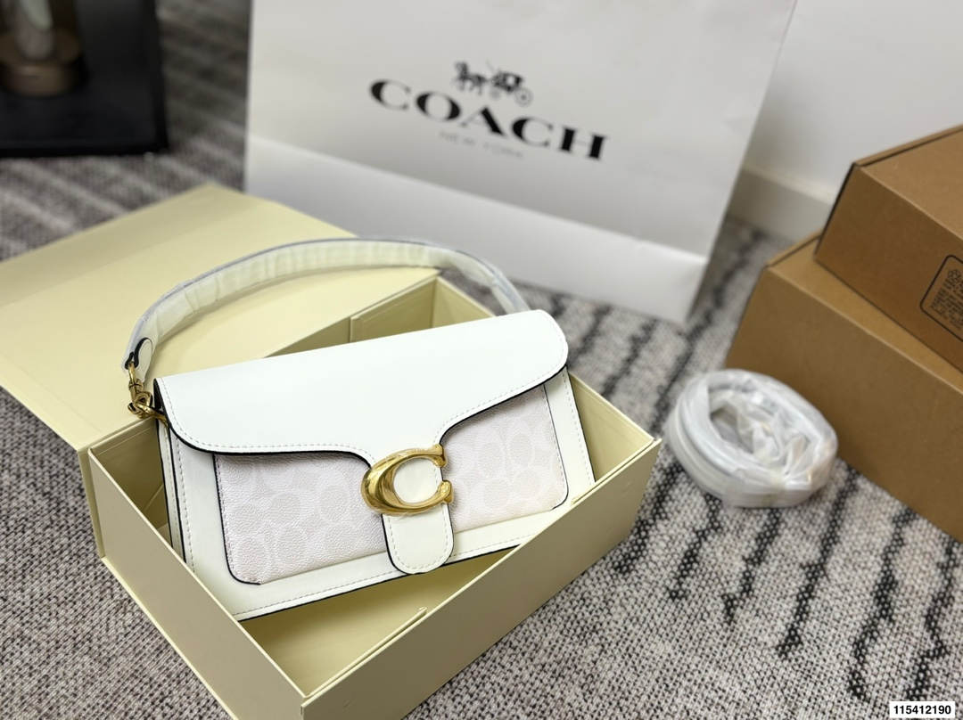 COACH Tabby bag