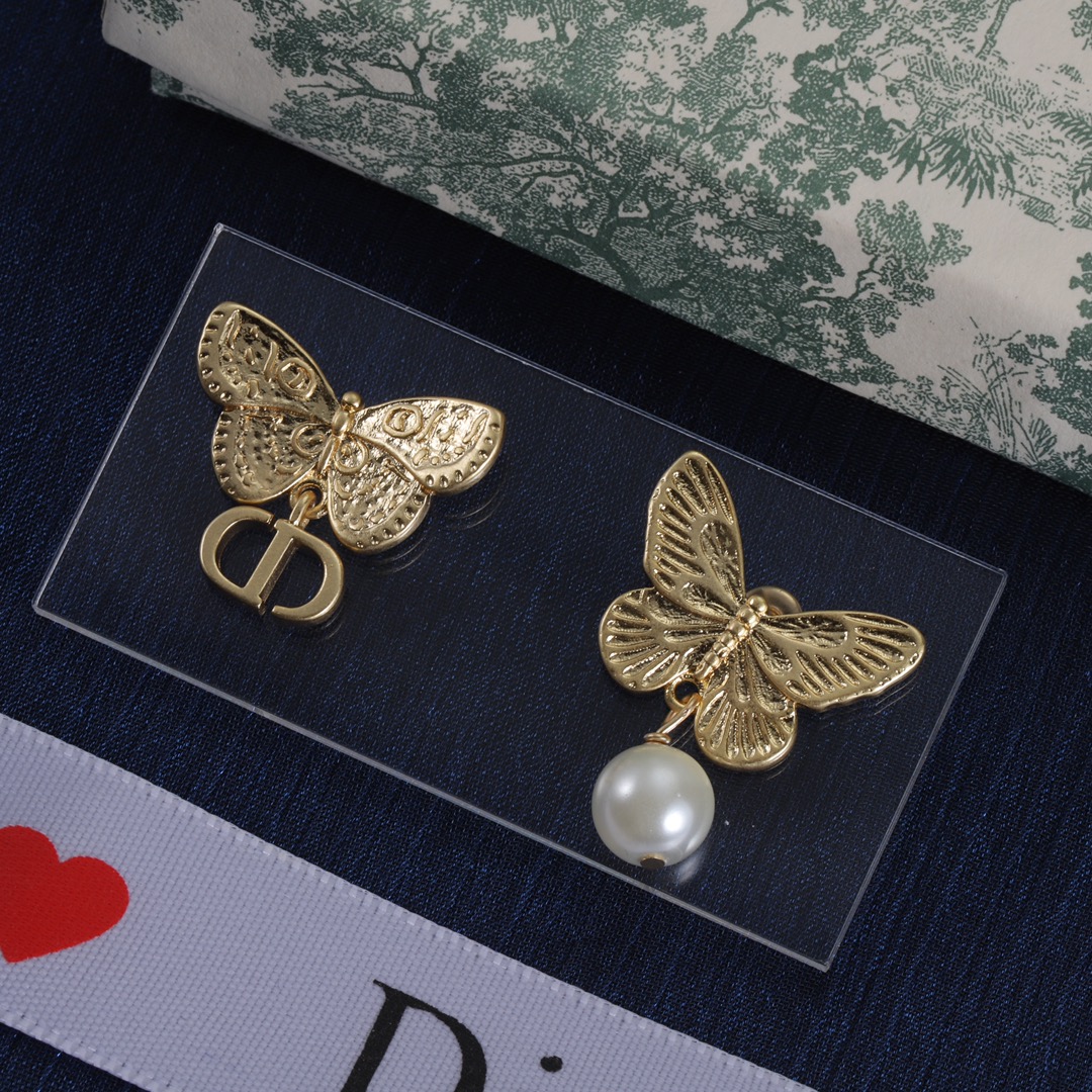 DIOR earrings