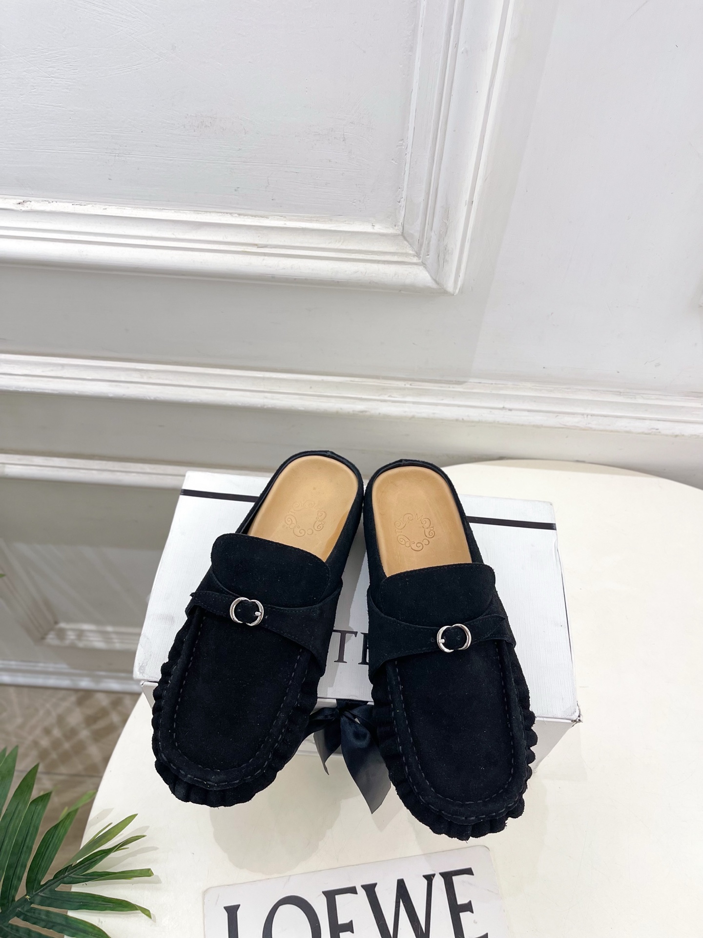 Cotemp Retro pleated Birkenstocks shoes