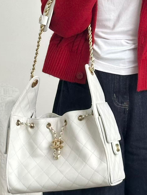 Promotional item, today only $49 – Chanel shoulder bag-code：flashsale26
