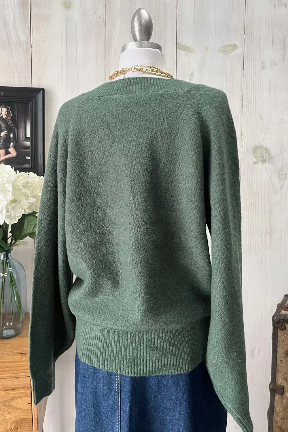 Soft V-Neck Pullover Cozy Knit Long Sleeve Casual Sweater