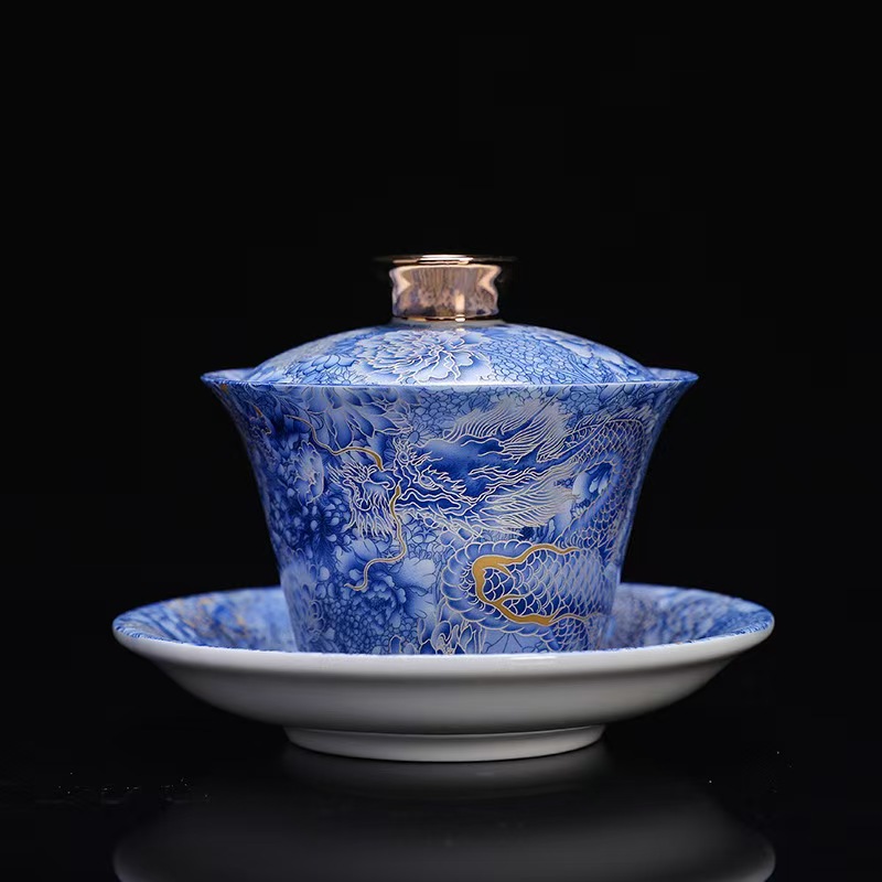 Blue and white tea bowl