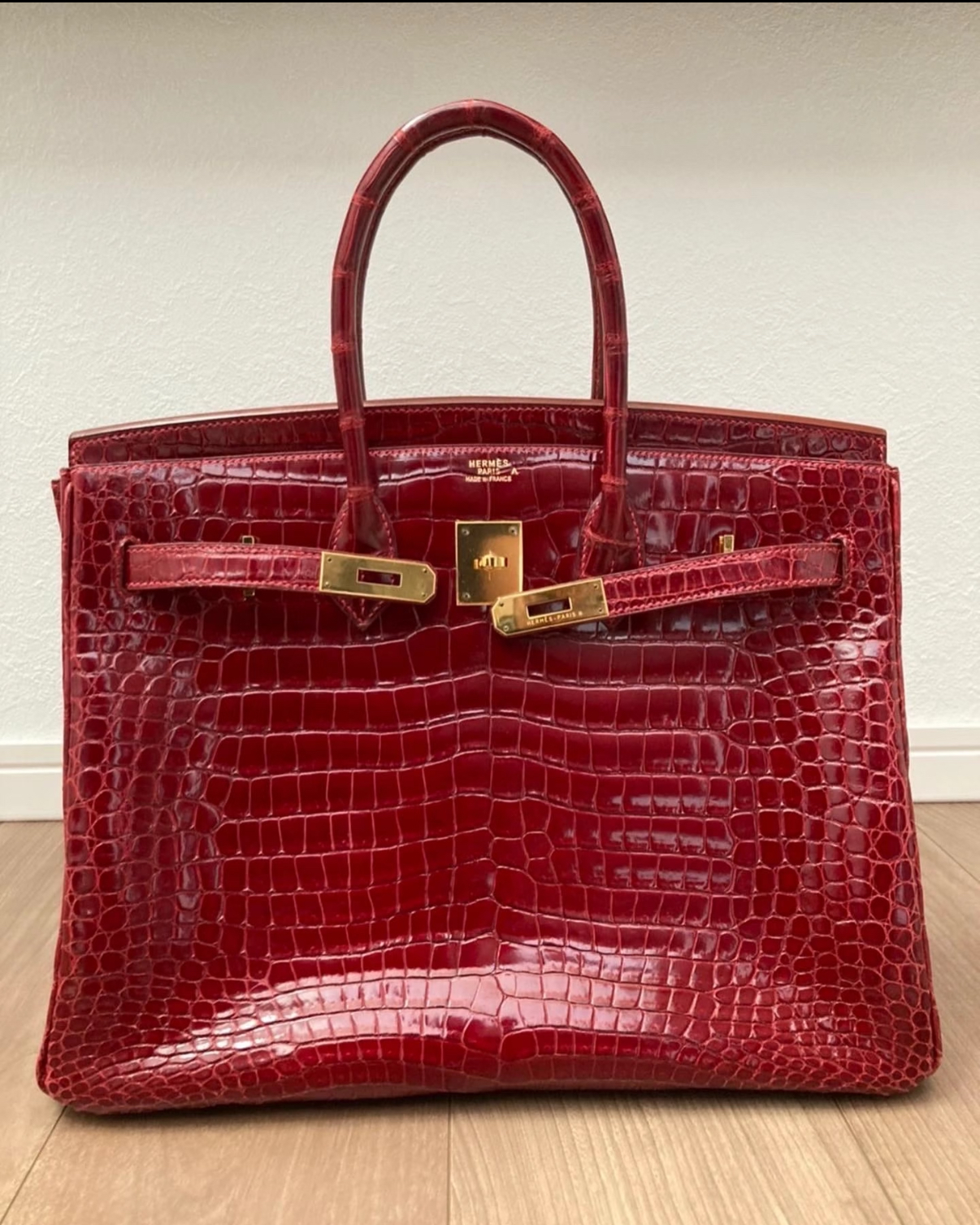 Hermès Birkin 35 inverted V red hand-made custom crocodile leather