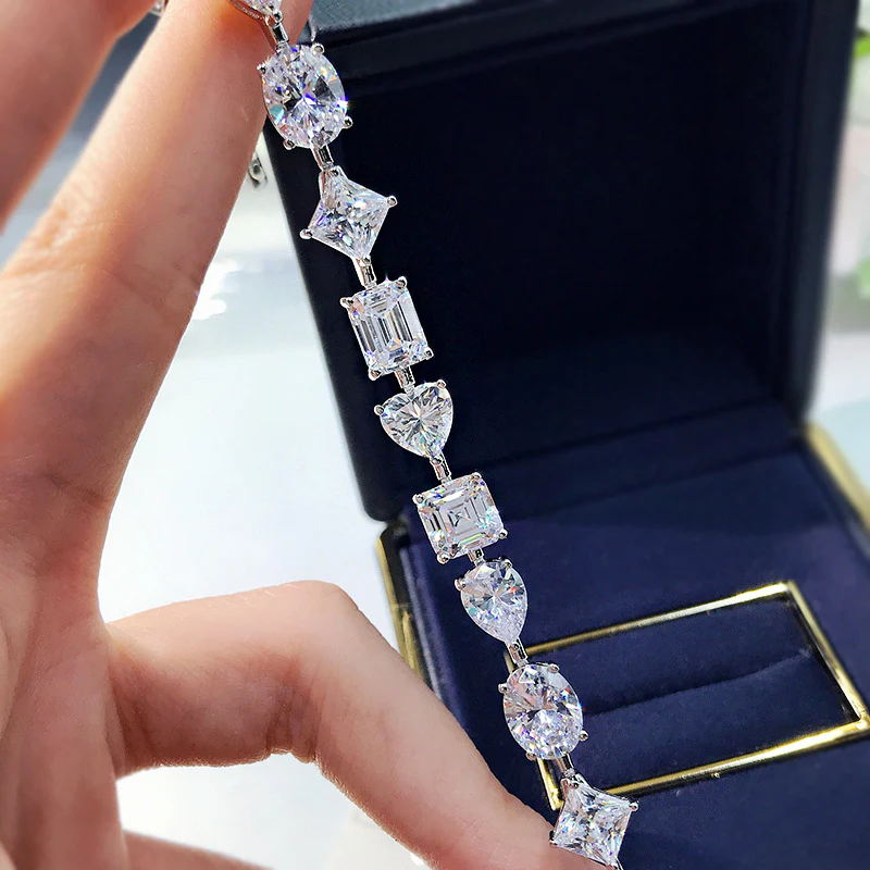 Zircon Shaped diamonds Bracelet for Women
