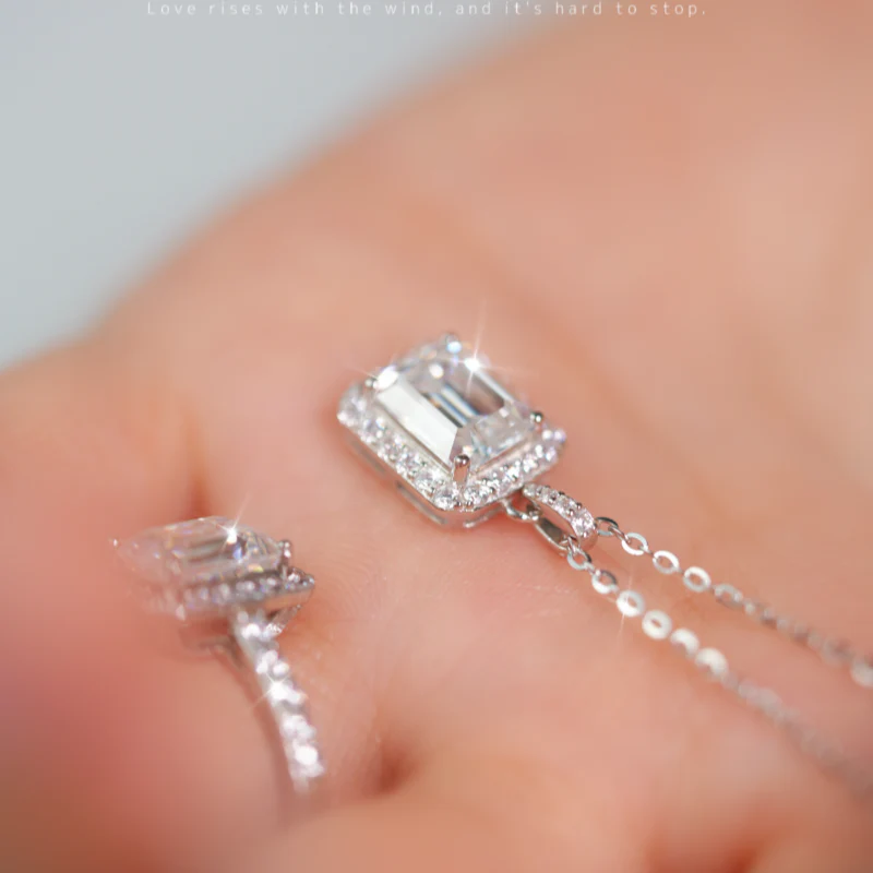 Moissanite Necklace for Womenant