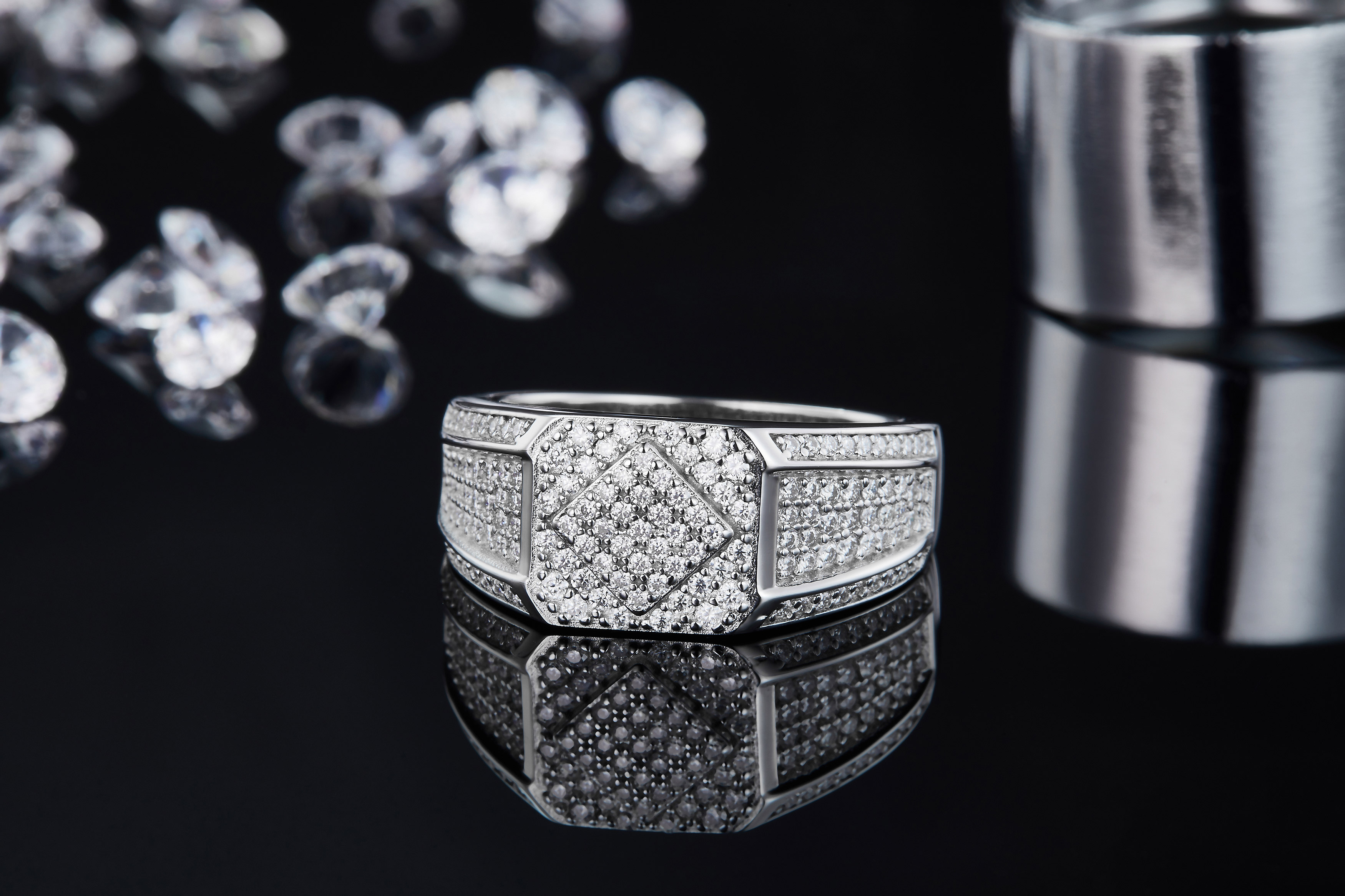 S925 silver plated white gold moissanite men's ring criolite D grade 0.94 carat