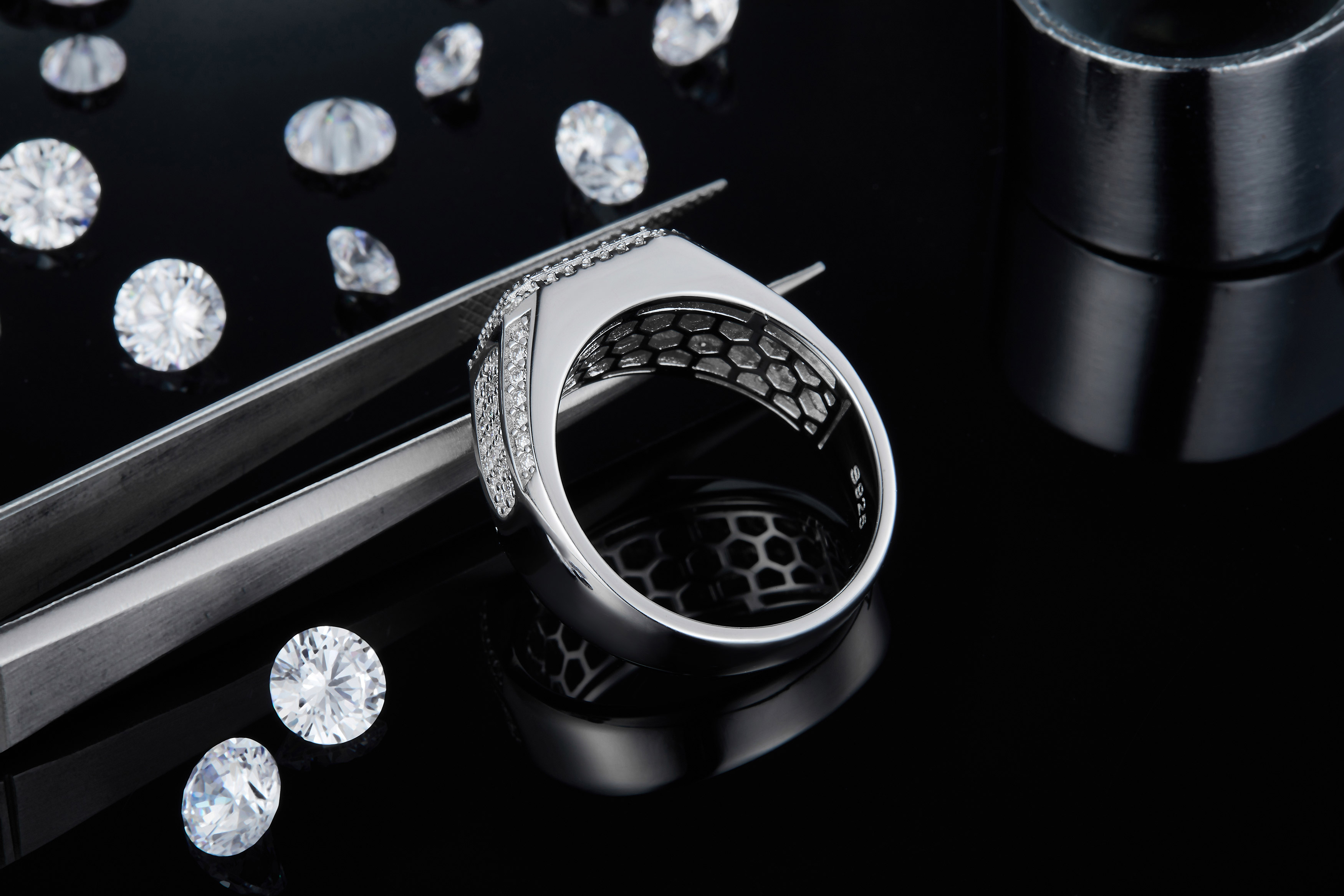 S925 silver plated white gold moissanite men's ring criolite D grade 0.53 carat  M86A