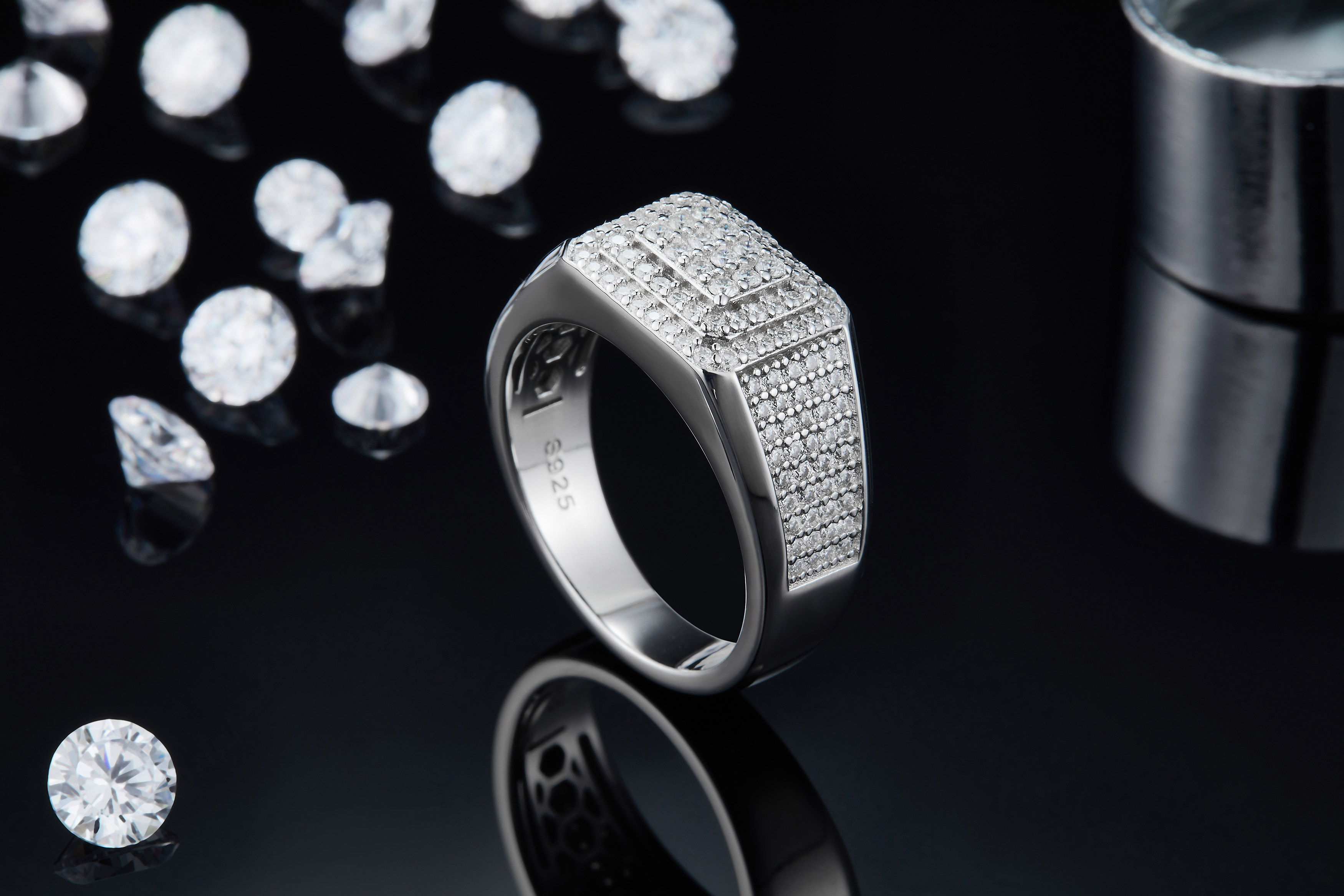 S925 silver plated white gold moissanite men's ring criolite D grade 0.84 carat