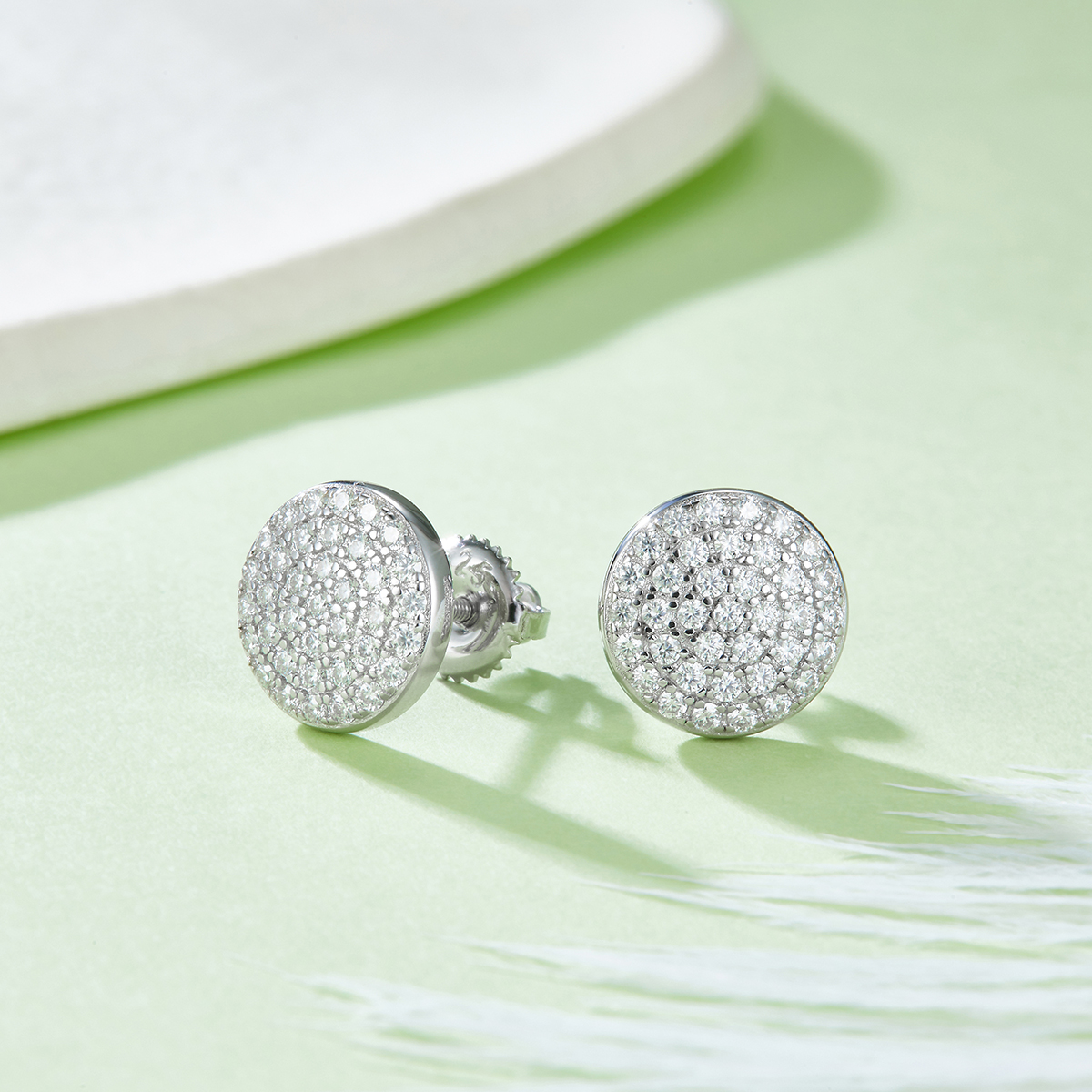 Round One Side S925 Silver Earrings with Threaded Moissan Diamond Criolite D Grade 0.6CT