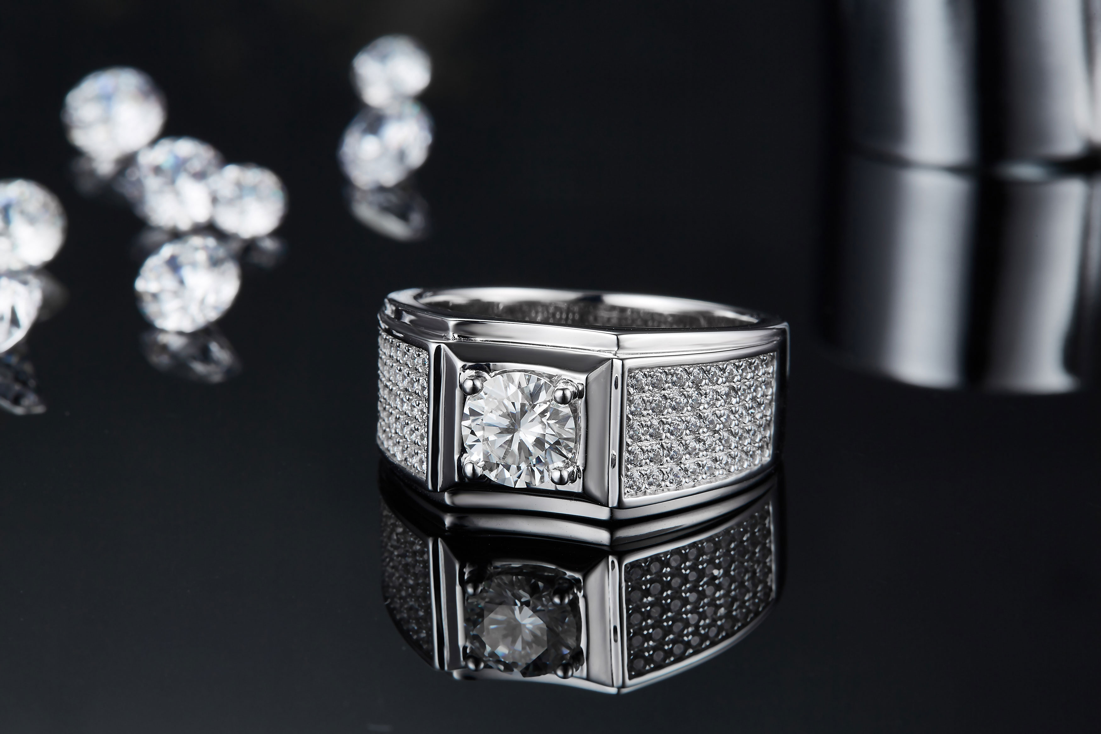 M71A S925 Silver Plated White Gold Moissan Diamond Men's Ring 1 Carat Grade D