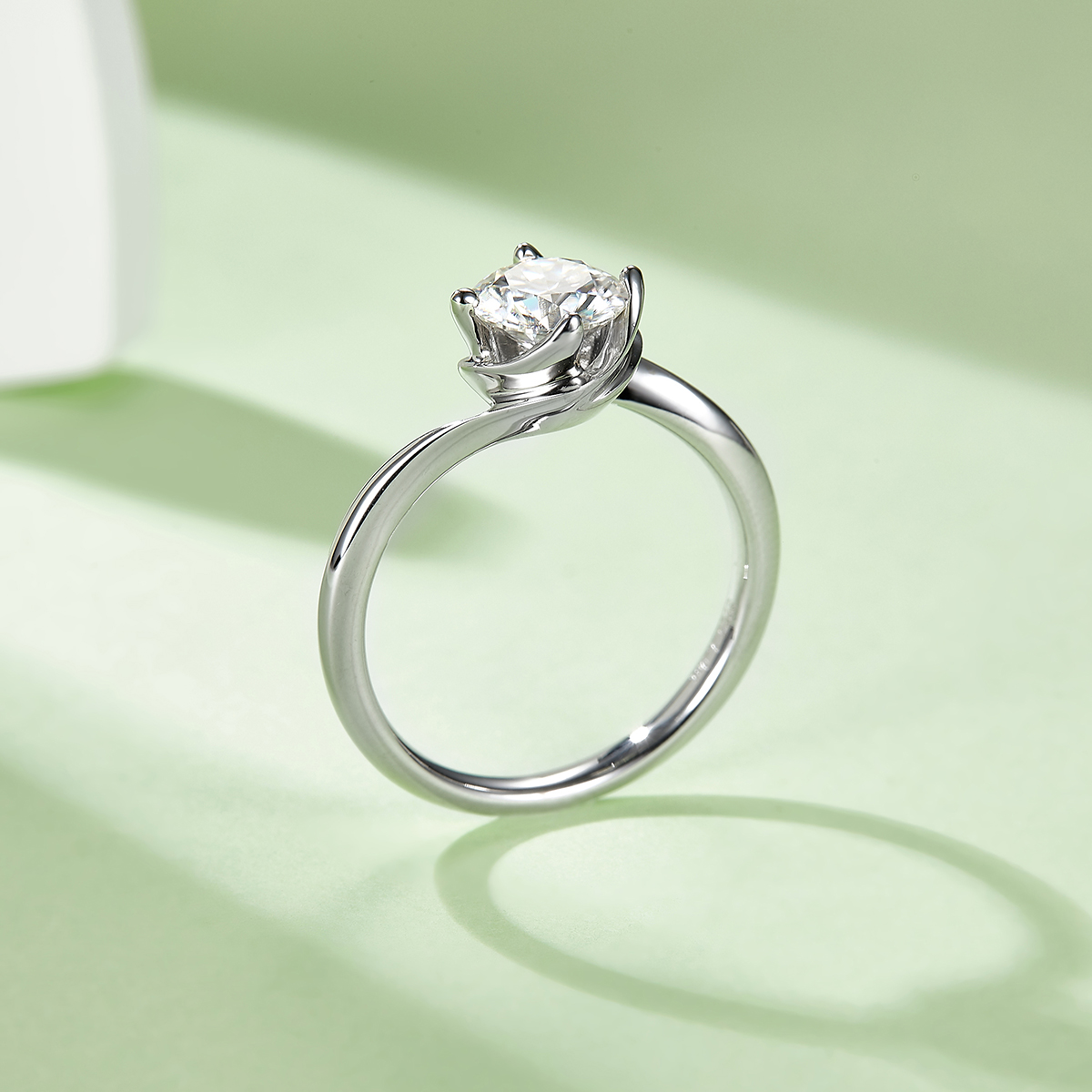 Twisted Arm Flower Buds  M29A