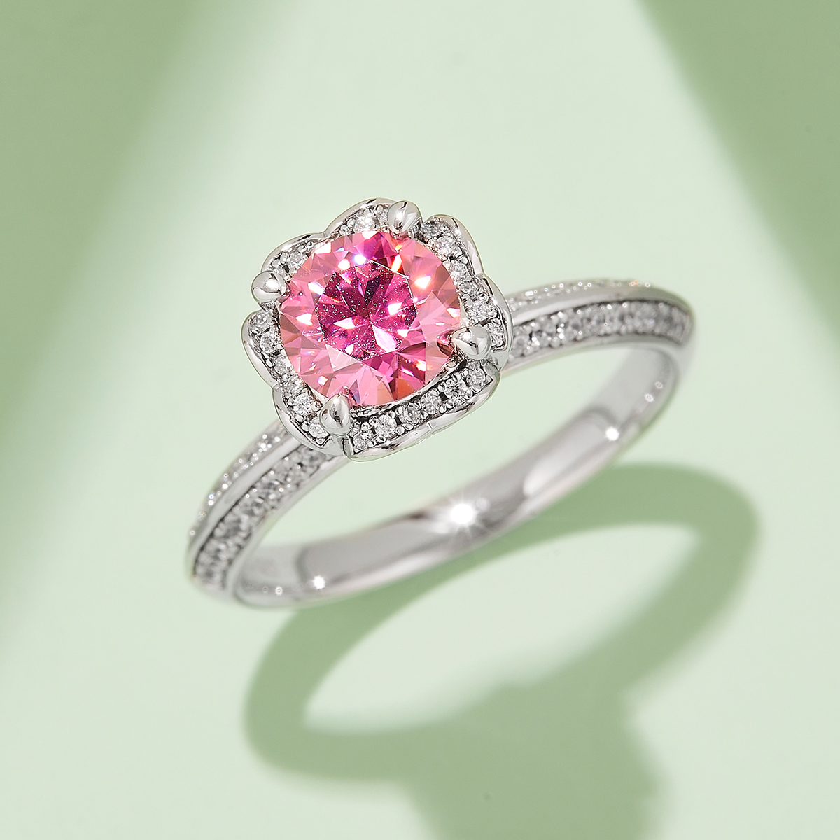 Straight Arm Luxury Set Heart Hand Bouquet