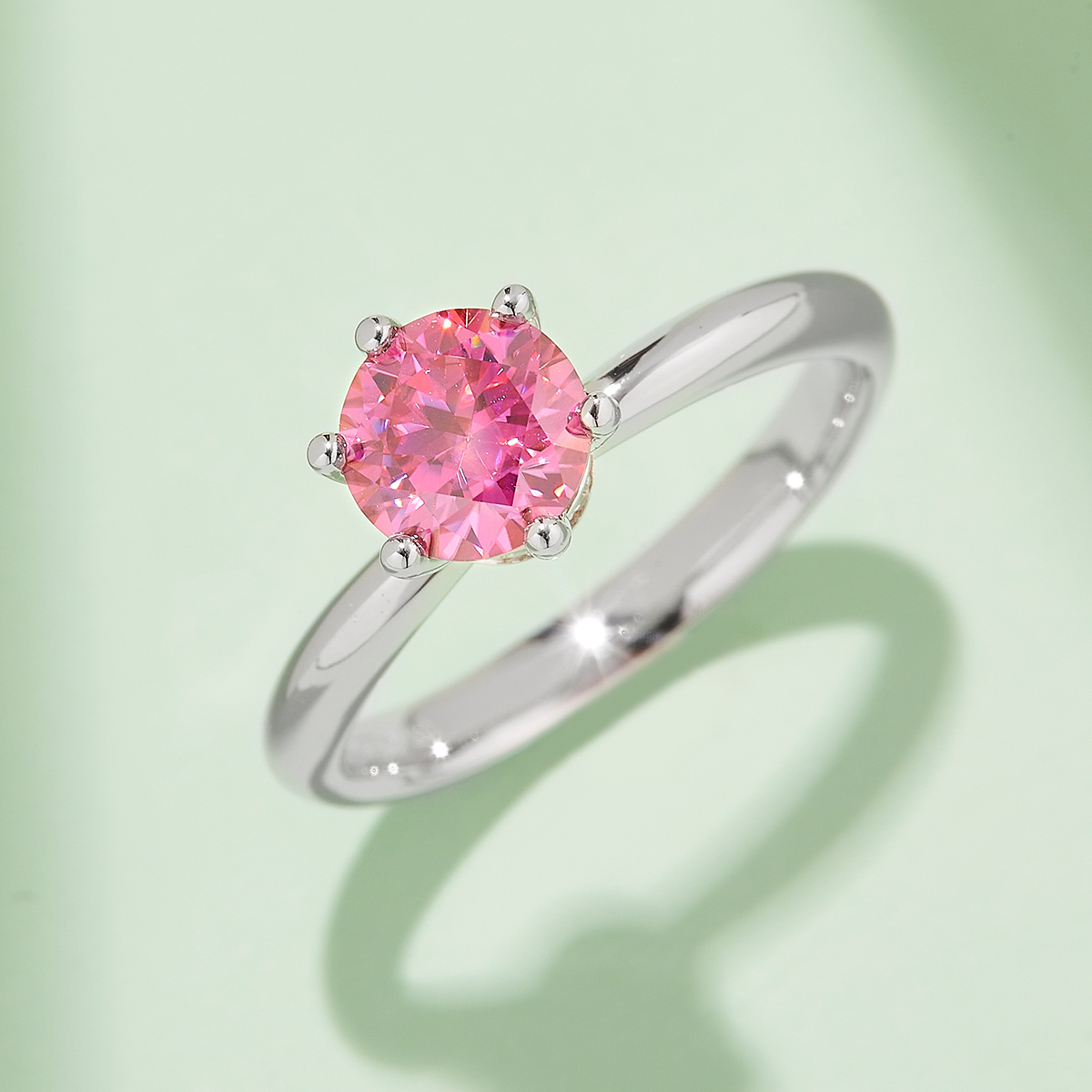 Straight Arm Claw-set Necklace