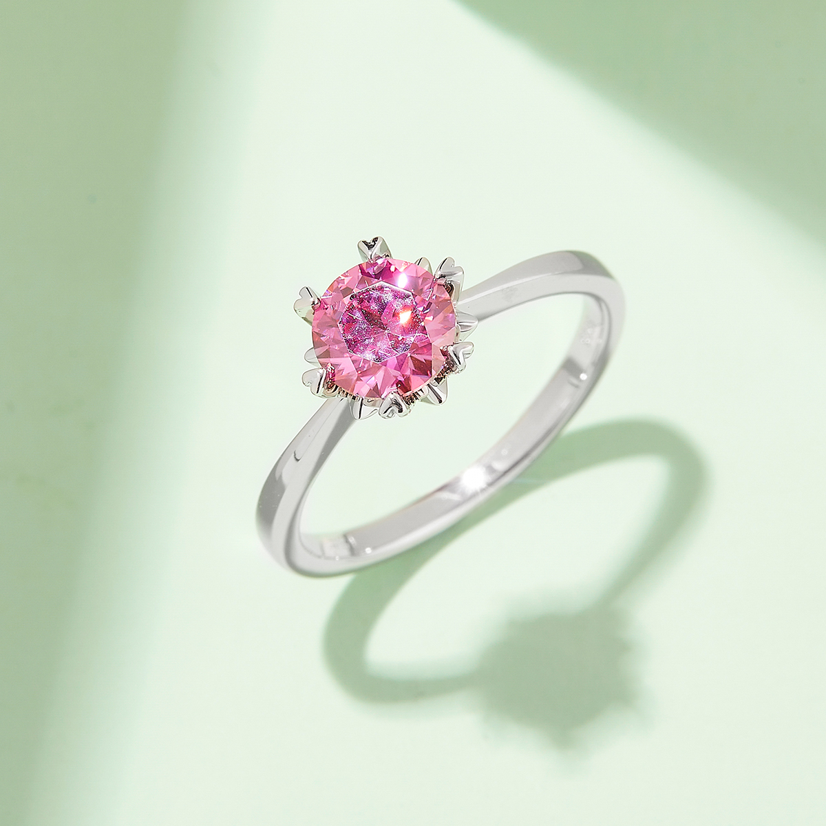 Straight Arm Classic Snowflake S925 Silver Plated White Gold Moissan Diamond Women's Ring 1 Ct D