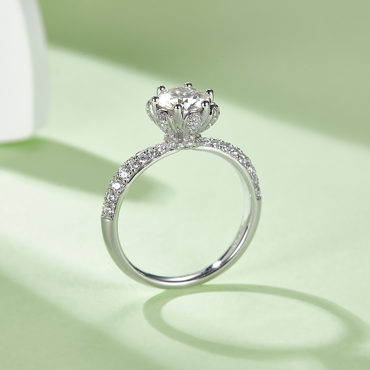 M27A  Straight arm luxuriously set God of flowers