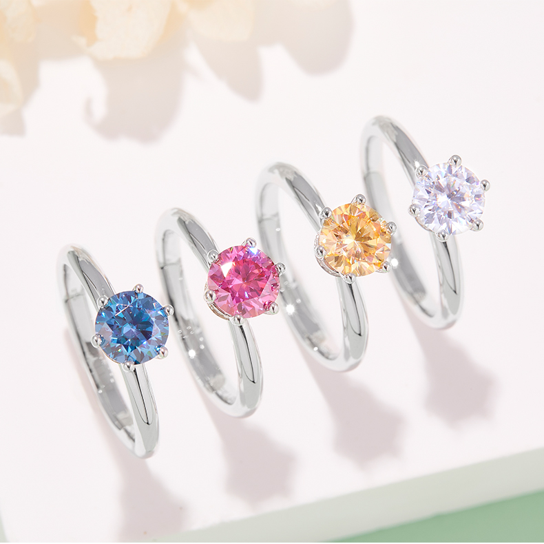 Straight Arm Claw-set Necklace