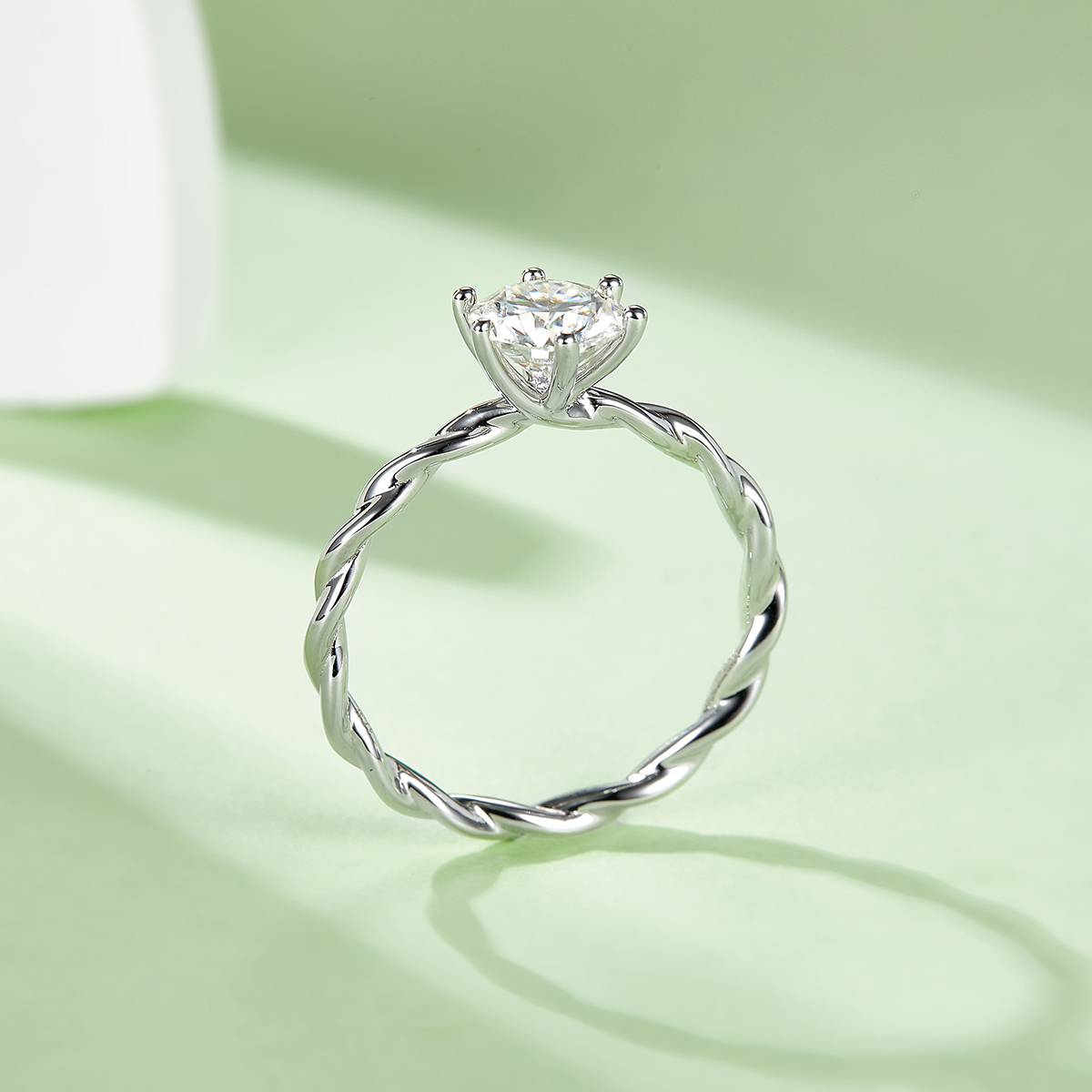 M18A Straight arm vines