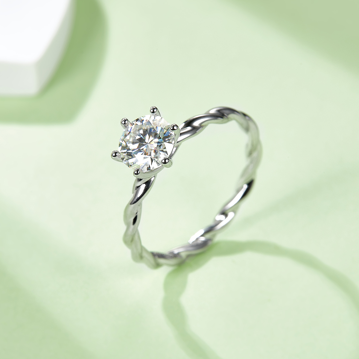 M18A Straight arm vines