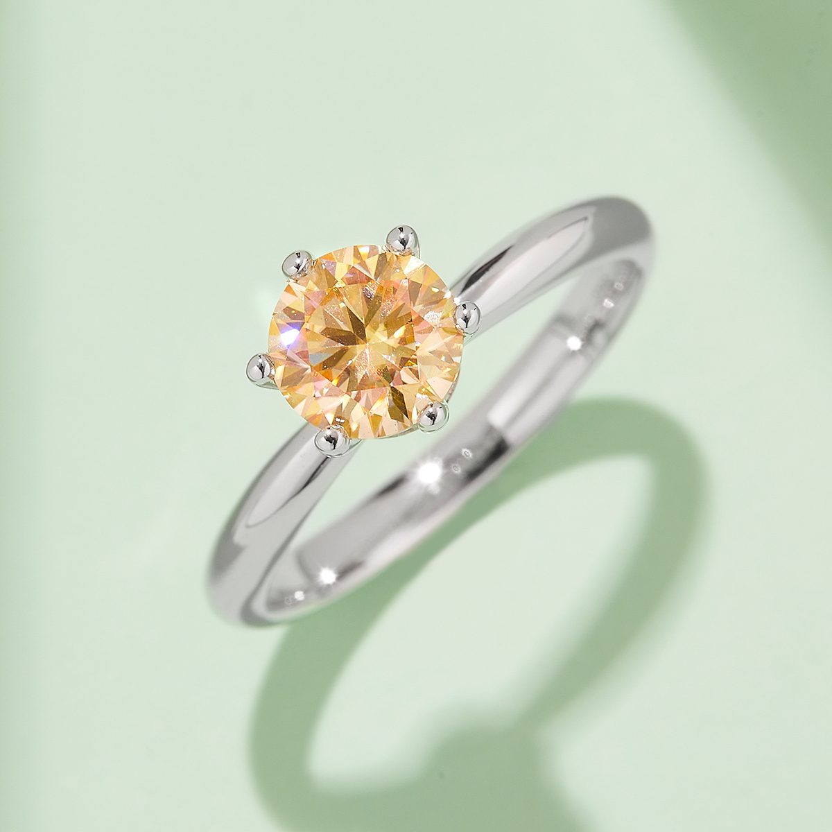 Straight Arm Claw-set Necklace