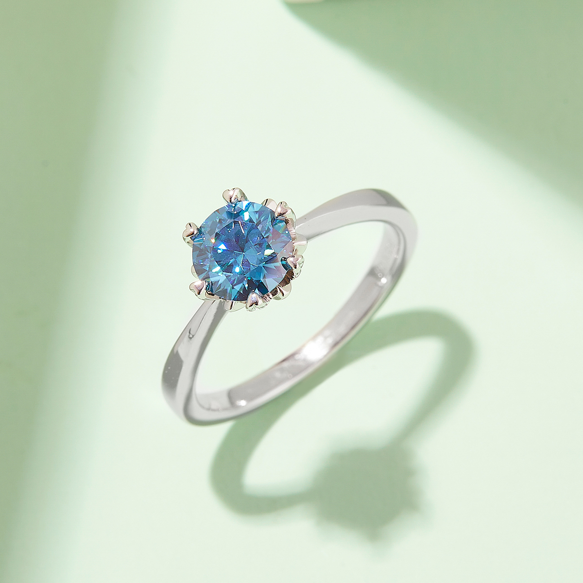 Straight Arm Classic Snowflake S925 Silver Plated White Gold Moissan Diamond Women's Ring 1 Ct D