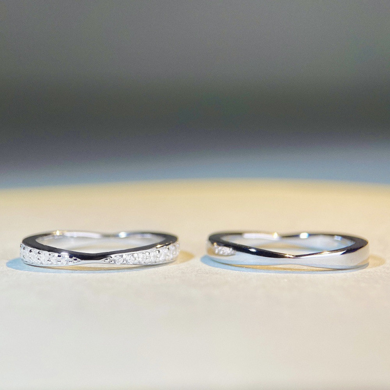 S925 Sterling Silver Ring for Women, Stackable Band, Multiple Wearing Styles, Niche Design, Simple and Elegant