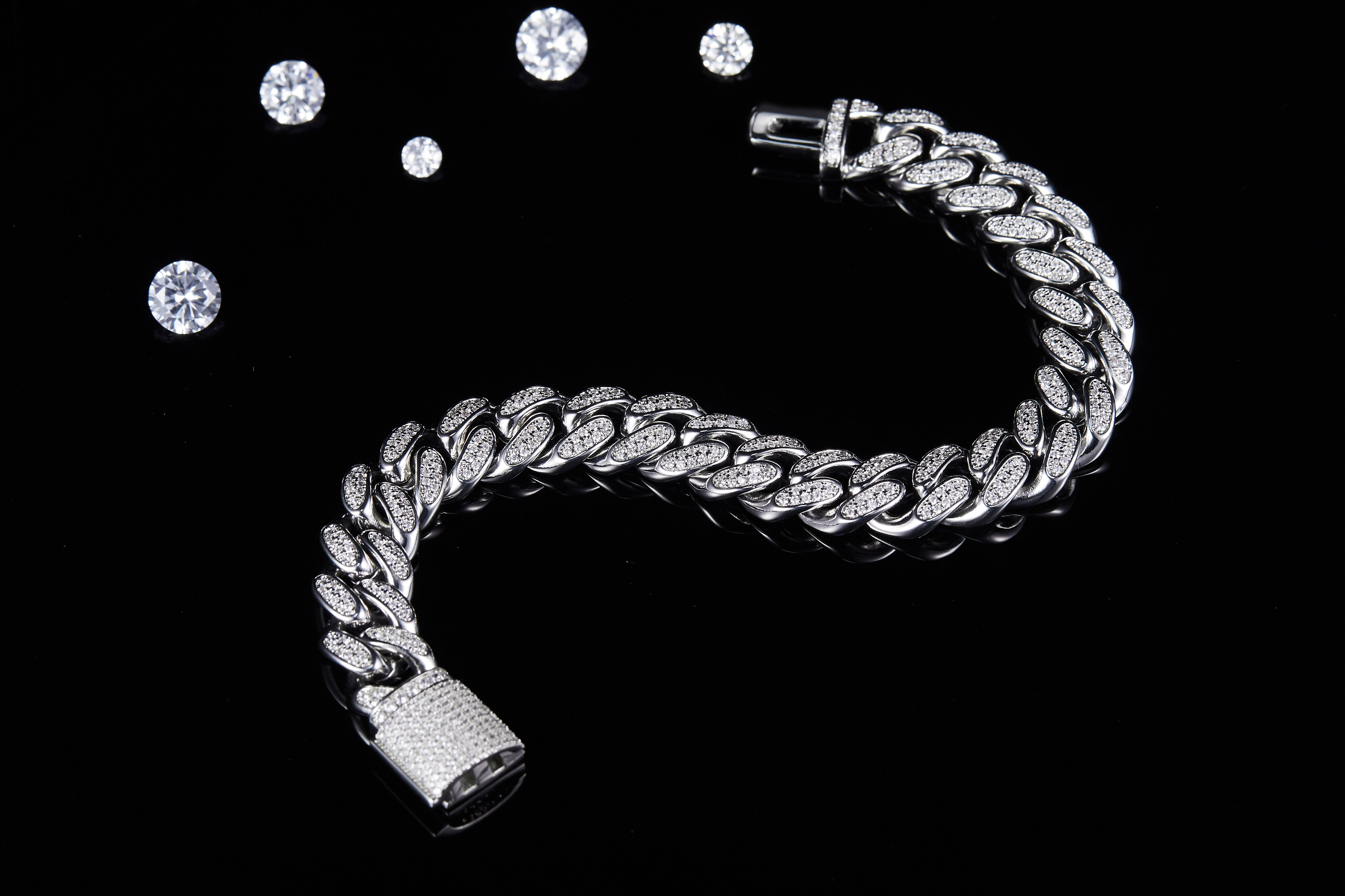 12mm wide Cuban Chain S925 Silver with Moissan Diamonds Criolite Round White DVVS