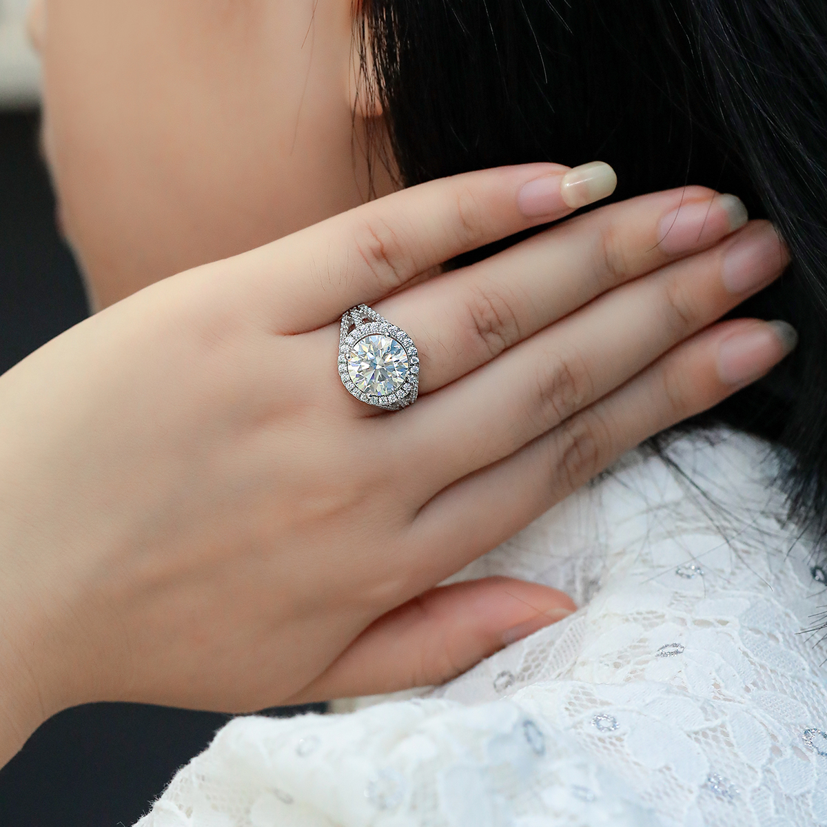 Classic Round Pack S925 Silver Plated White Gold Moissan Diamond Women's Ring 5.0 Carat D