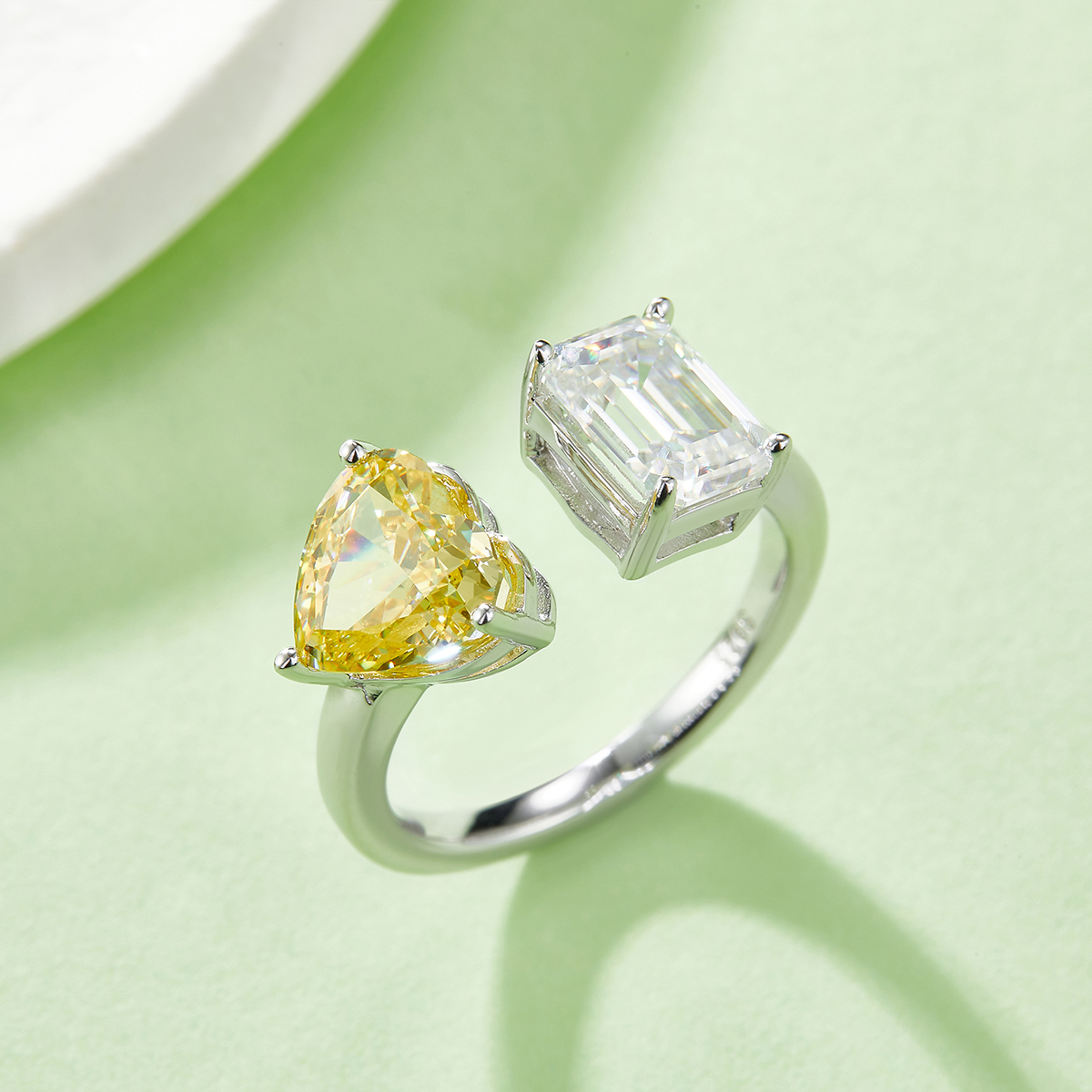 Heart Shaped Ice Cut AND Baguette Moissan Diamond S925 Silver Plated White Gold Women's Ring 2 Ct D