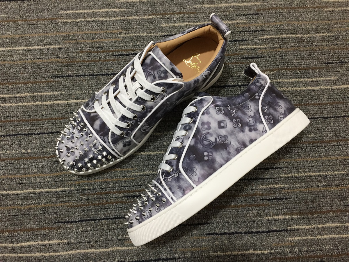 christian louboutin Louis Junior Spikes Orlato Flat Sneaker