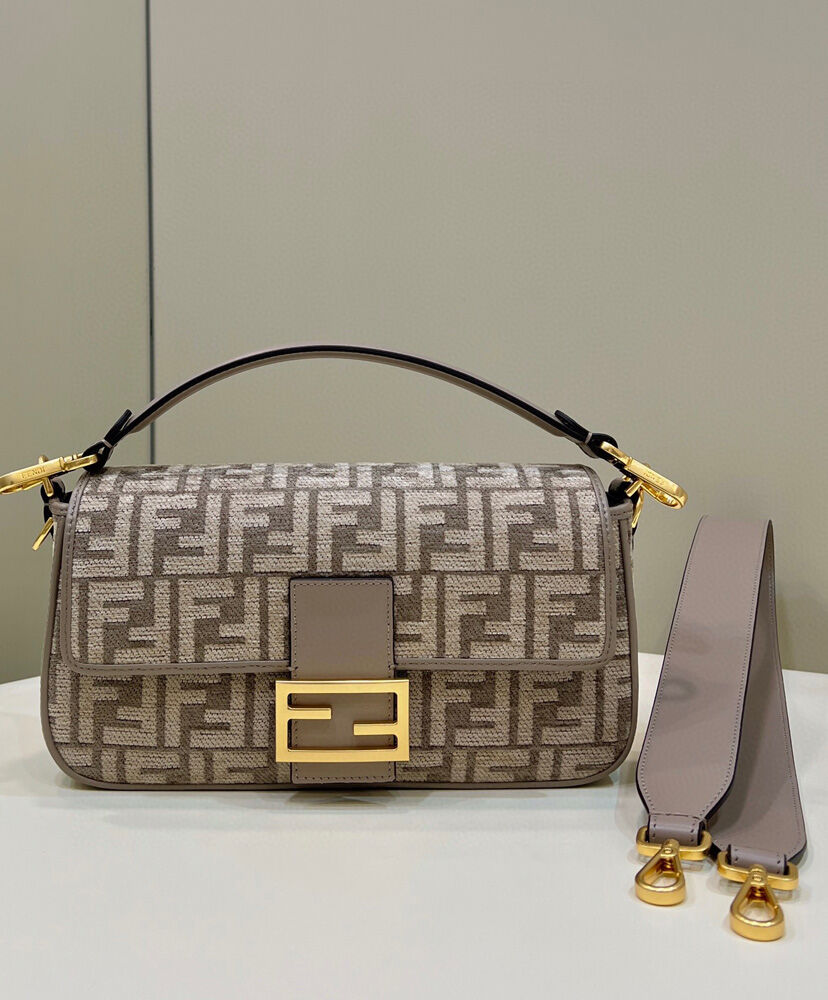 Fendi Baguette 8BR6009 Gray