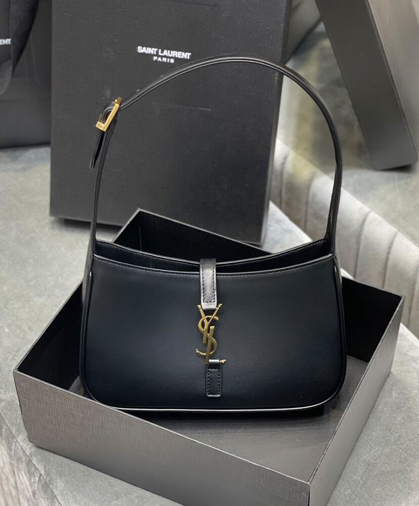 Saint Laurent Le 5 A 7 Hobo Bag In Smooth Leather 6572282 Black