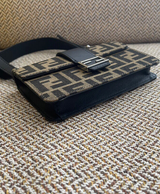 Fendi Pouch Fabric Bag 7M029 Coffee