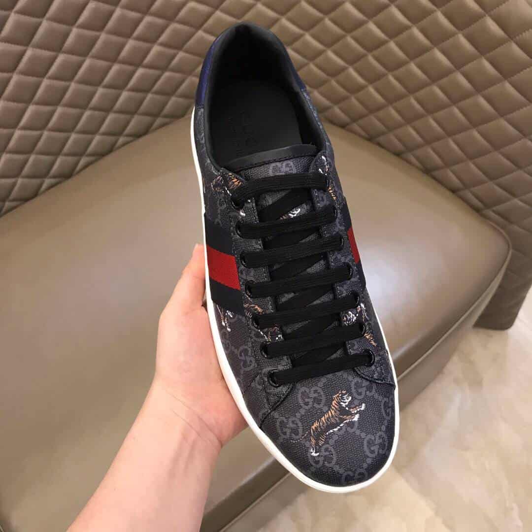 GUCCI MEN S ACE GG SUPREME TIGERS SNEAKER   GC9