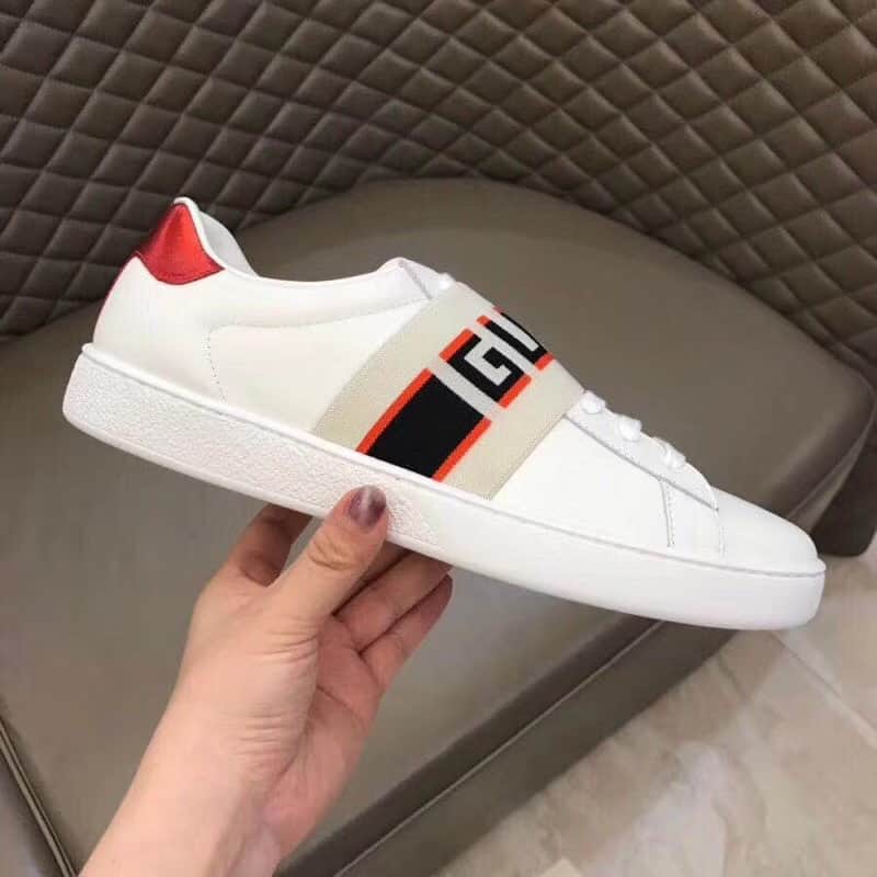 GUCCI STRIPE LEATHER SNEAKER   GC3