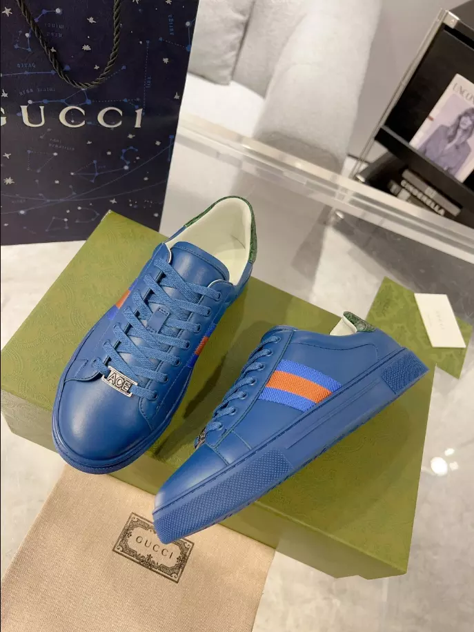 MEN S GUCCI ACE SNEAKER WITH WEB   GC214