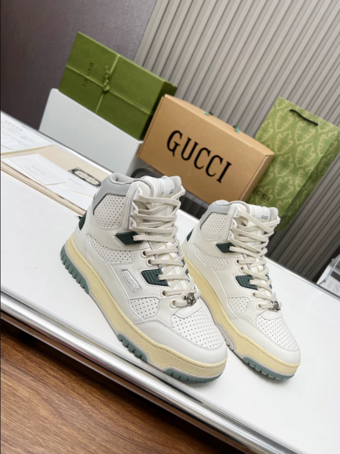 WOMEN S HIGH TOP DISTRESSED EFFECT SNEAKER   GC192