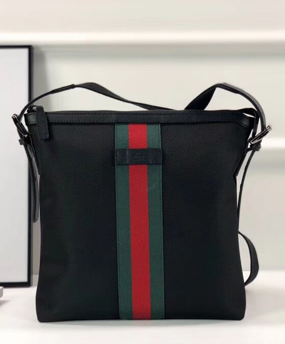 Gucci Web GG Supreme messenger 387111 Black