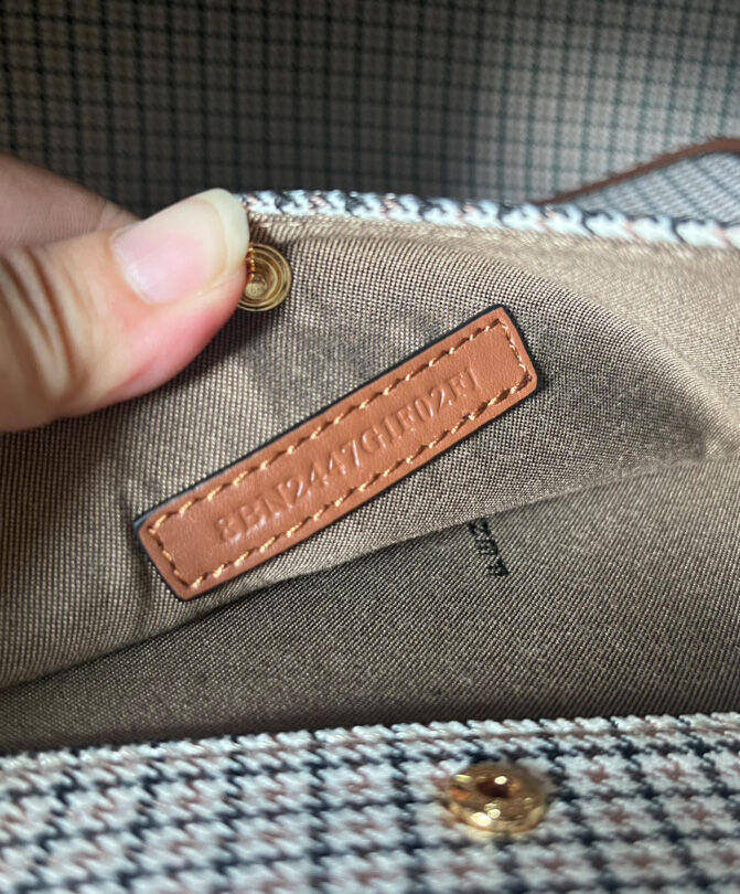 Fendi X-Tote 8BH374 Coffee