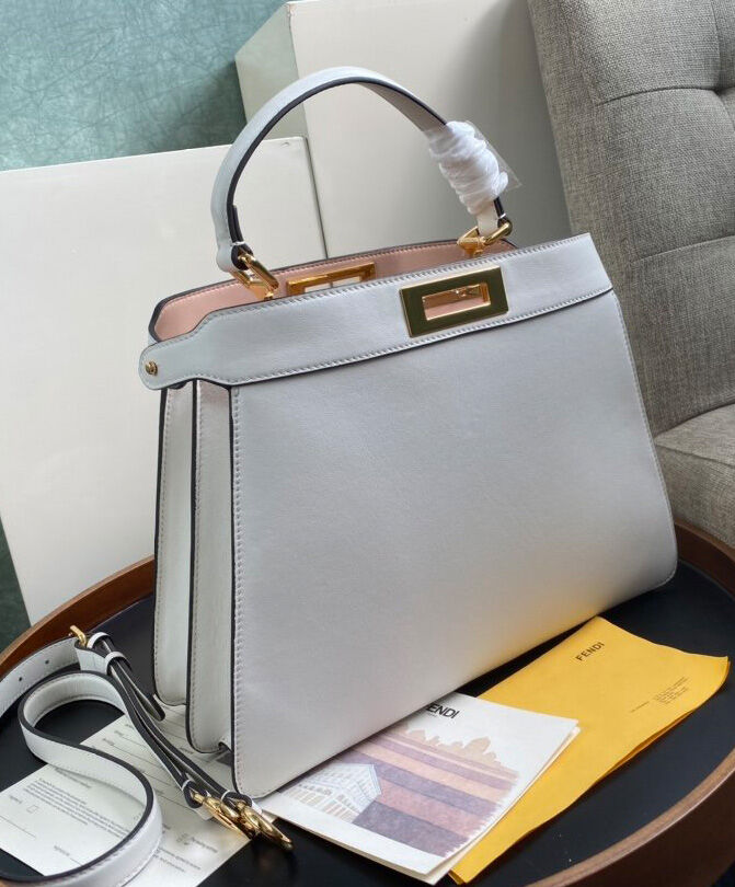 Fendi Peekaboo Iseeu Medium 8BN321 White